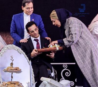 The presence of Jabraben Hayan pharmaceutical company in the marriage ceremony of two young couples of Kahrizak Charity Hospital